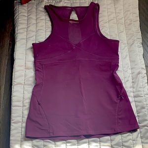 Yoga top purple colour with mesh accents